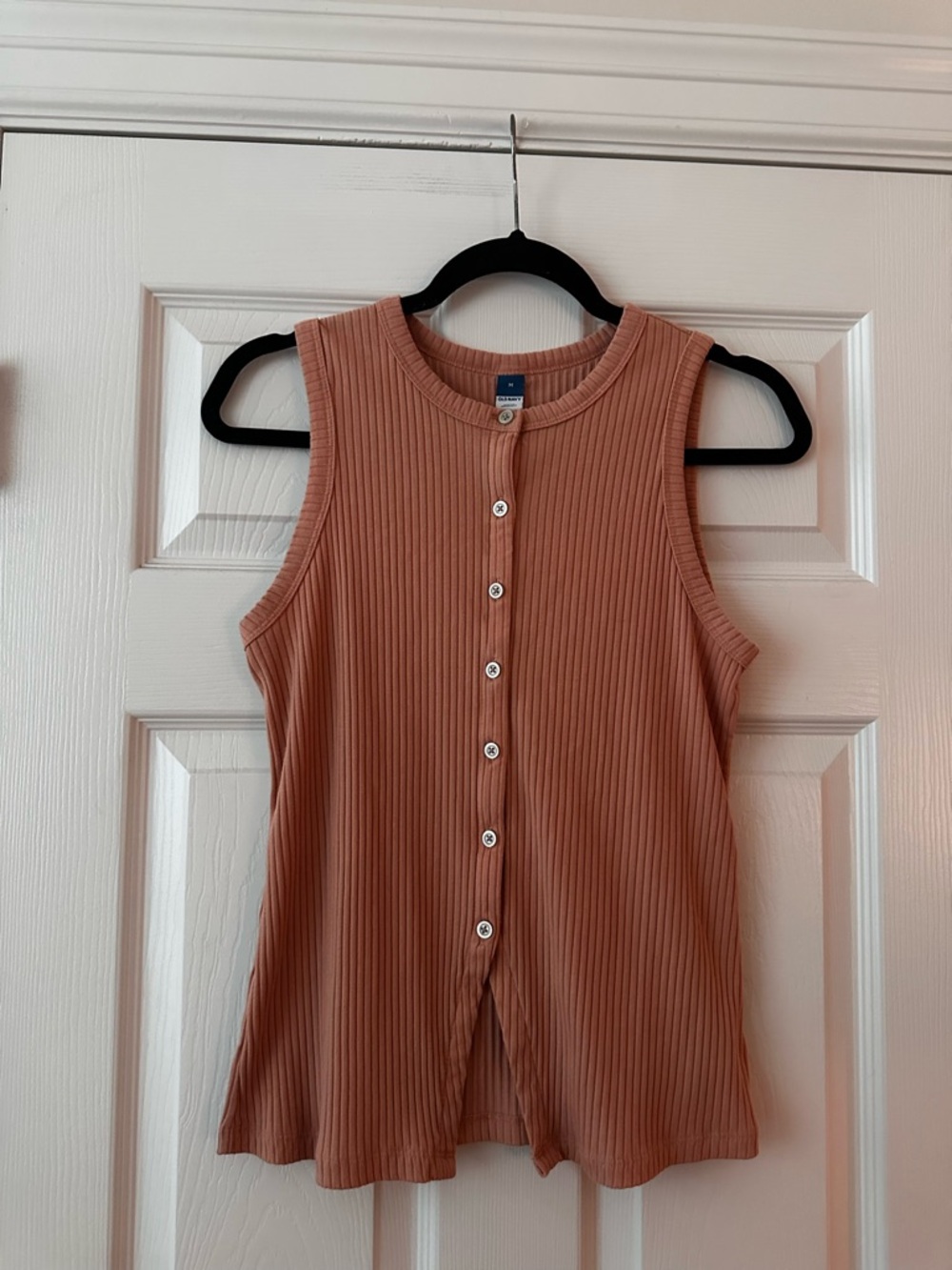 Old Navy Ribbed Button-Front Tank - Dusty Rose